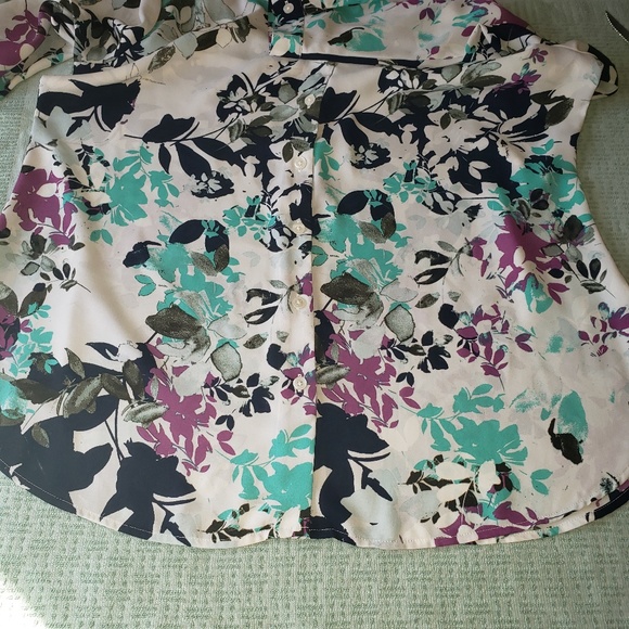 Van Heusen Career Blouse Button Down - Picture 6 of 6